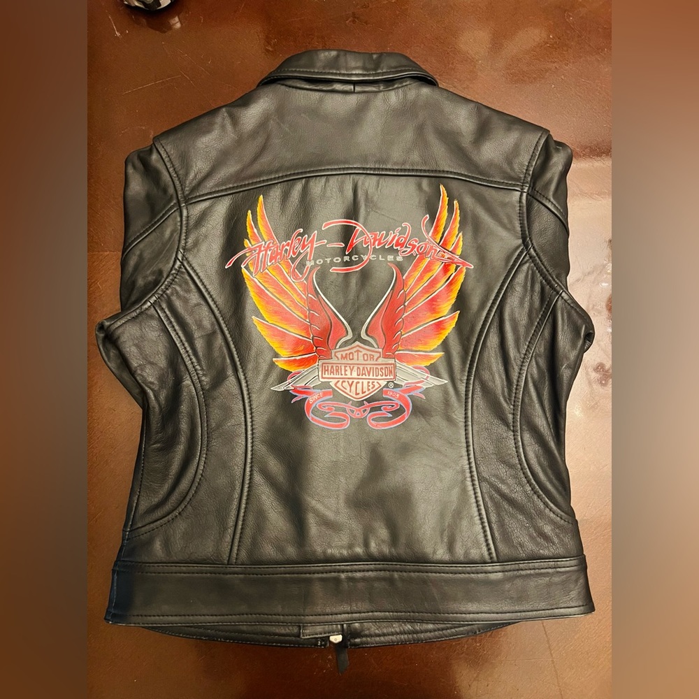 Harley Davidson Woman’s “PARADISE FLARE” Leather Jacket
